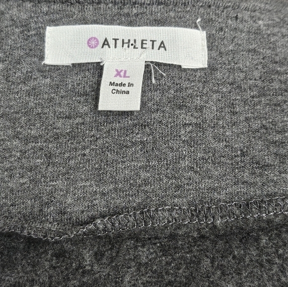Athleta Quilted Front Asymmetrical Zip Up Grey Jacket Size XL - Picture 8 of 9